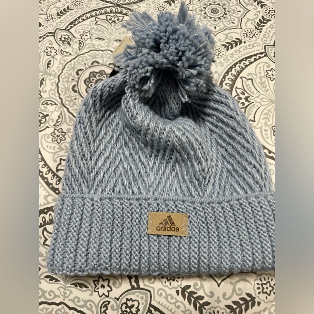 adidas Twilight‎ 4 Womens Pom Pom Beanie